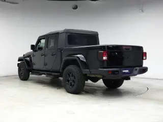 Jeep Gladiator 2022 4x4 Sport 4dr Crew Cab 5.0 ft. SB