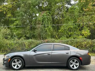 2015 Dodge Charger SE