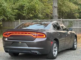 2015 Dodge Charger SE