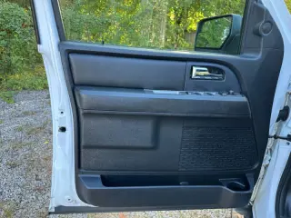2015 Ford Expedition XL Fleet