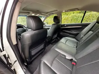 2015 Infiniti Q40