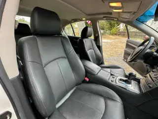 2015 Infiniti Q40