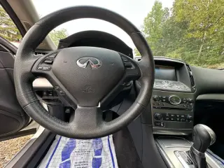 2015 Infiniti Q40