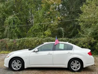 2015 Infiniti Q40