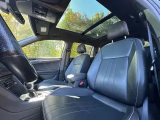 2022 Volkswagen Tiguan SE R-Line Black 4Motion