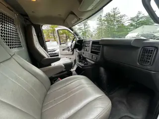 2017 Chevrolet Express 2500