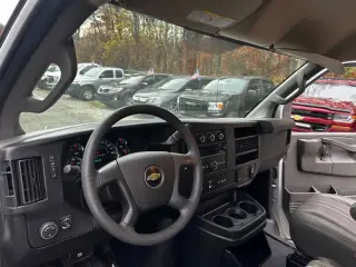2017 Chevrolet Express 2500