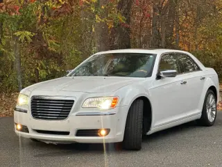 2014 Chrysler 300 C