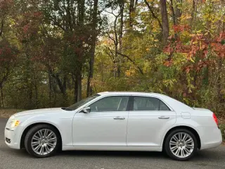 2014 Chrysler 300 C