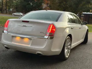 2014 Chrysler 300 C