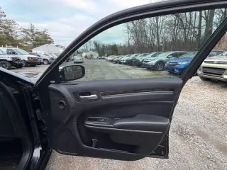2014 Chrysler 300 C