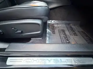 2014 Chrysler 300 C
