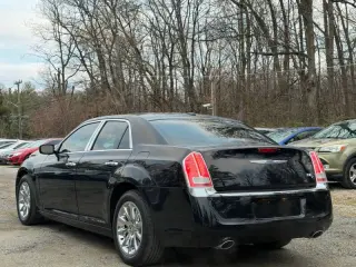 2014 Chrysler 300 C