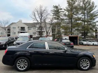 2014 Chrysler 300 C