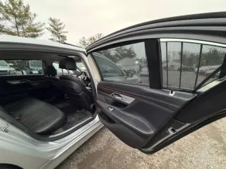 2017 BMW 7 Series 740i