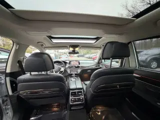 2017 BMW 7 Series 740i