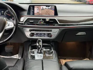 2017 BMW 7 Series 740i
