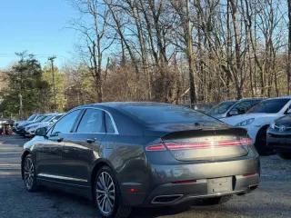 2017 Lincoln MKZ Premiere