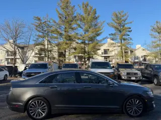 2017 Lincoln MKZ Premiere