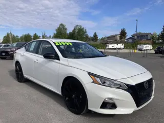 2022 Nissan Altima 2.5 SR
