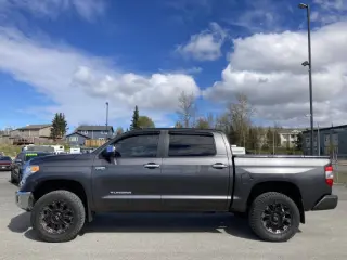 2014 Toyota Tundra Limited