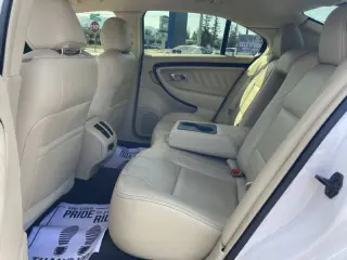 2018 Ford Taurus Limited