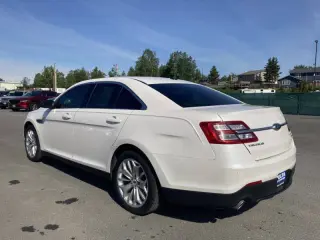 2018 Ford Taurus Limited