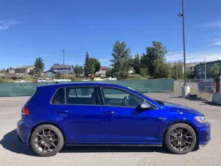 2019 Volkswagen Golf R 4Motion