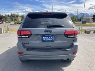 2022 Jeep Grand Cherokee WK Laredo E