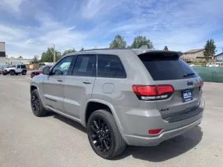 2022 Jeep Grand Cherokee WK Laredo E