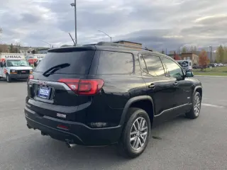 2017 GMC Acadia SLE-2