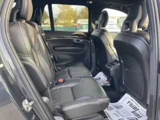2017 Volvo XC90 T6 Momentum