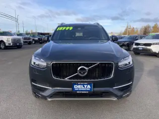 2017 Volvo XC90 T6 Momentum