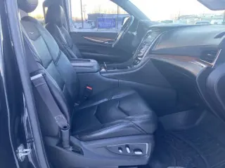 2016 Cadillac Escalade ESV Luxury Collection