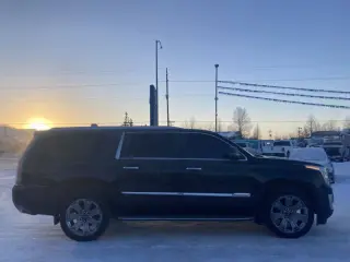 2016 Cadillac Escalade ESV Luxury Collection