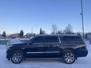 2016 Cadillac Escalade ESV Luxury Collection