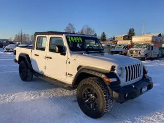 2021 Jeep Gladiator Sport