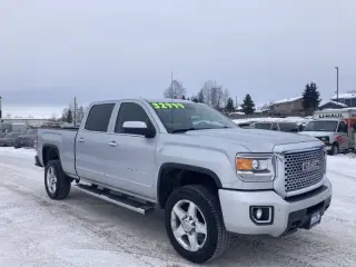 2015 GMC Sierra 2500HD Denali