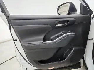 Toyota Highlander 2022 AWD XLE 4dr SUV