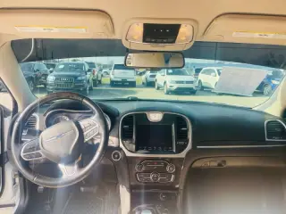 2019 Chrysler 300 Limited