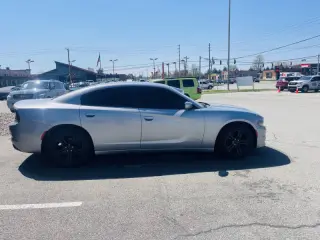 2015 Dodge Charger SE