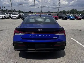 2024 Hyundai Elantra Limited