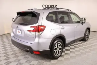 Subaru Forester 2022 AWD Premium 4dr Crossover