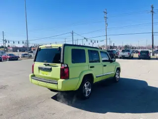 2010 Jeep Commander Sport