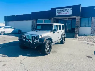 2011 Jeep Wrangler Unlimited Sahara