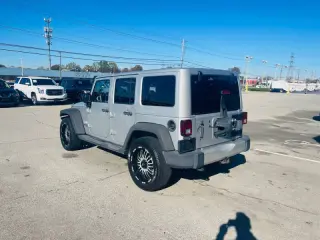 2011 Jeep Wrangler Unlimited Sahara