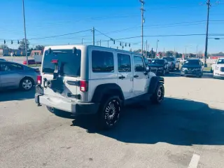 2011 Jeep Wrangler Unlimited Sahara