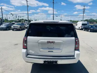 2016 GMC Yukon XL SLT