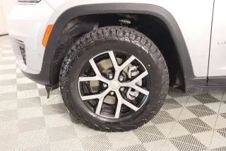 Jeep Grand Cherokee L 2024 4x4 Limited 4dr SUV