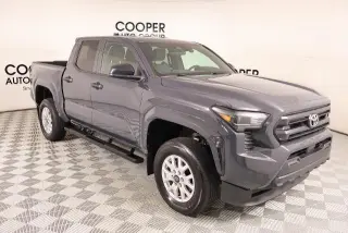 Toyota Tacoma 2024 4x4 SR 4dr Double Cab 5.0 ft SB 8A